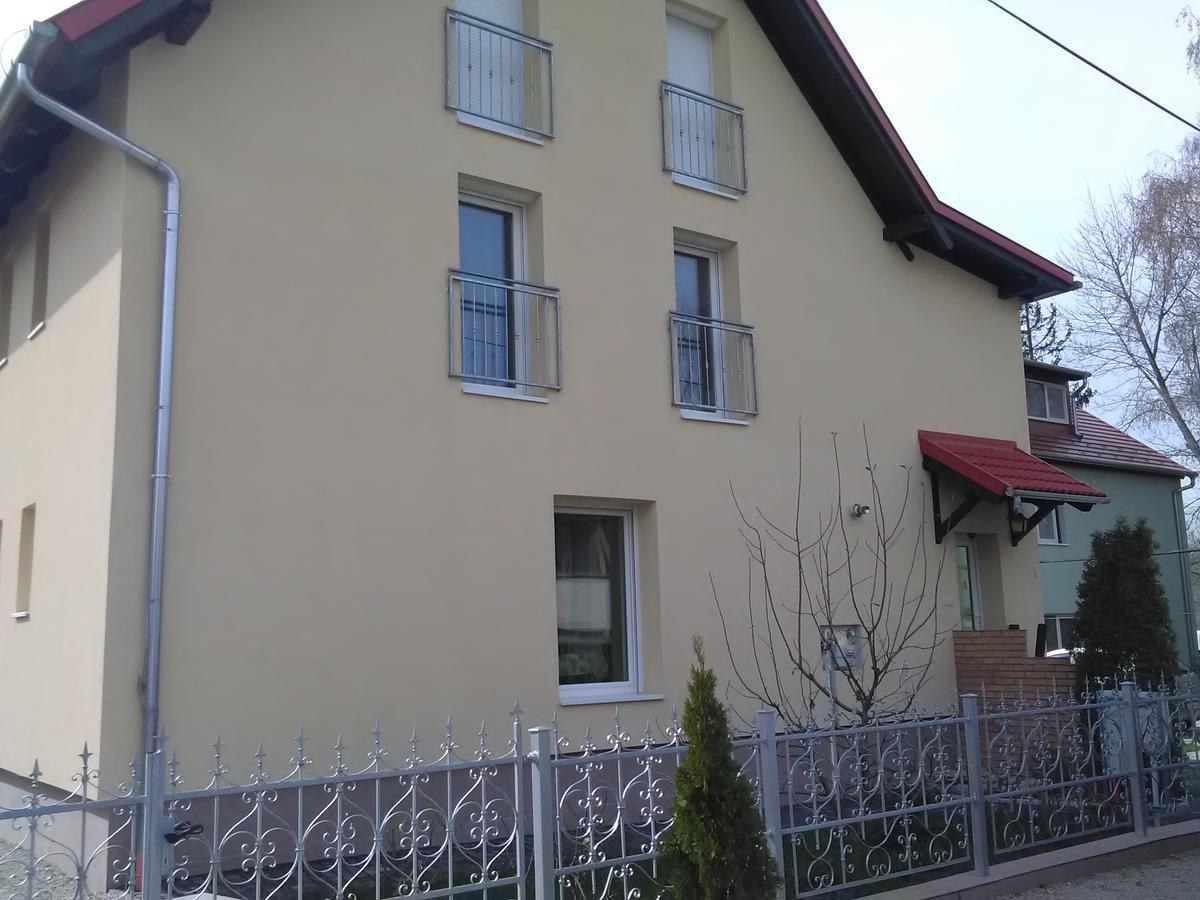 Active Vendeghaz Keszthely Hotell Exteriör bild